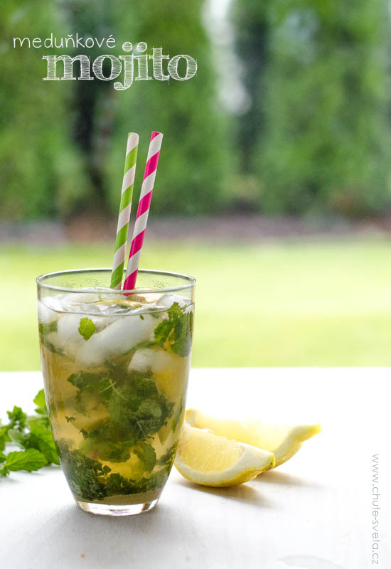 { meduňkové } mojito